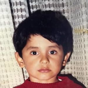 Meet your Posher, Cesar